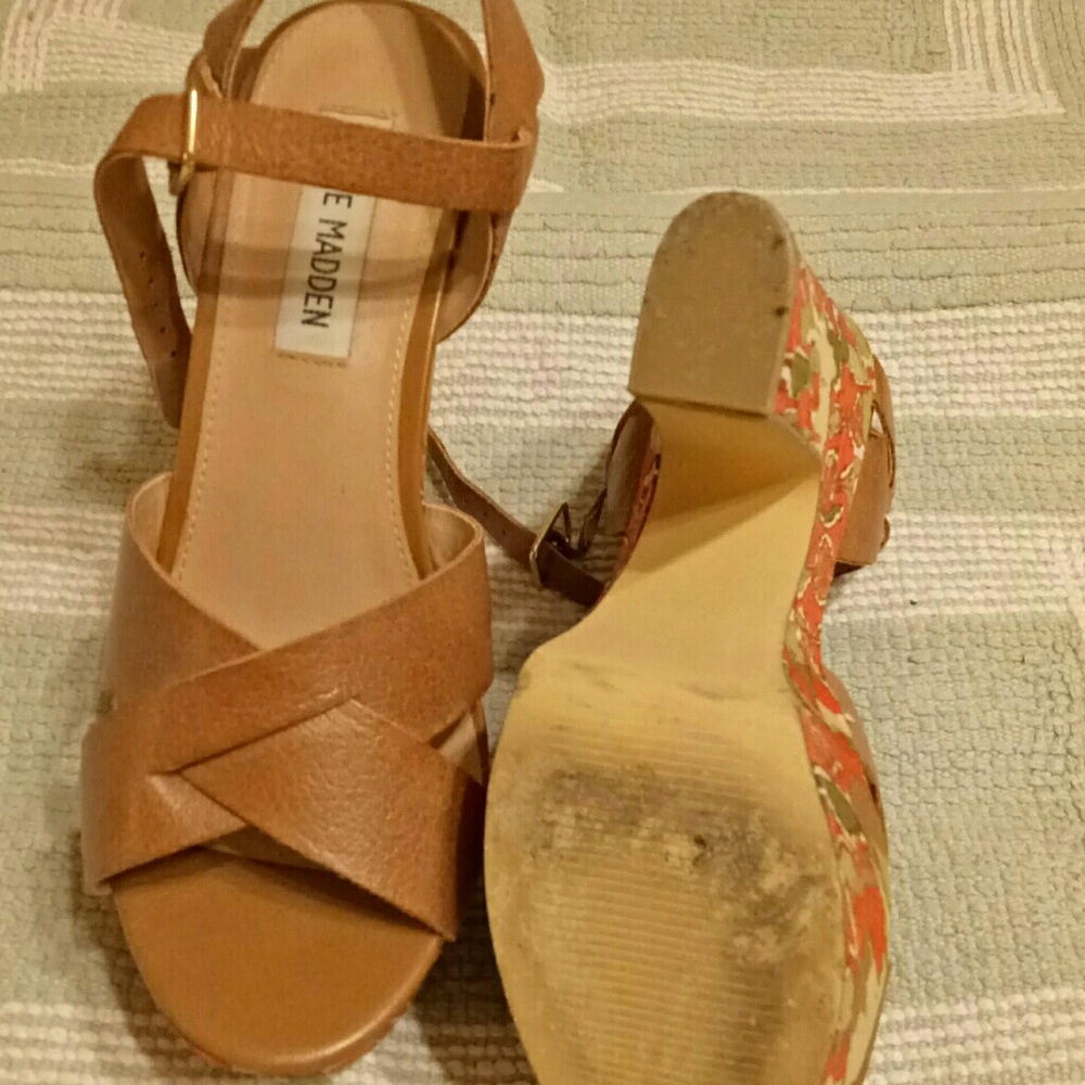 Steve Madden Wedge - Picture 3 of 3